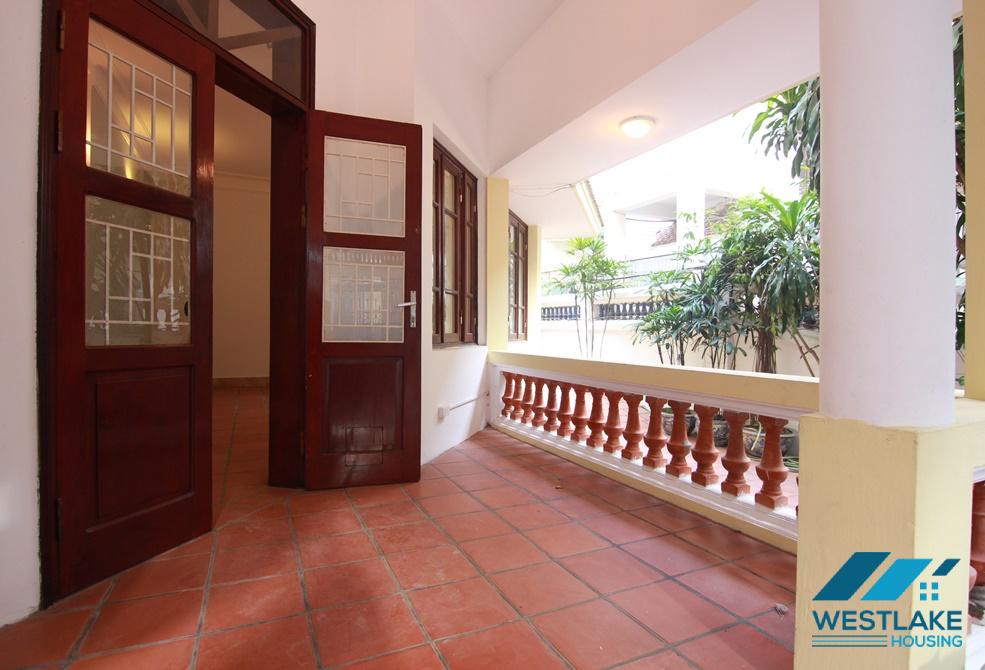 A nice house with big yard for rent in Tu Hoa, Tay Ho A nice house with big yard for rent in Tu Hoa, Tay Ho