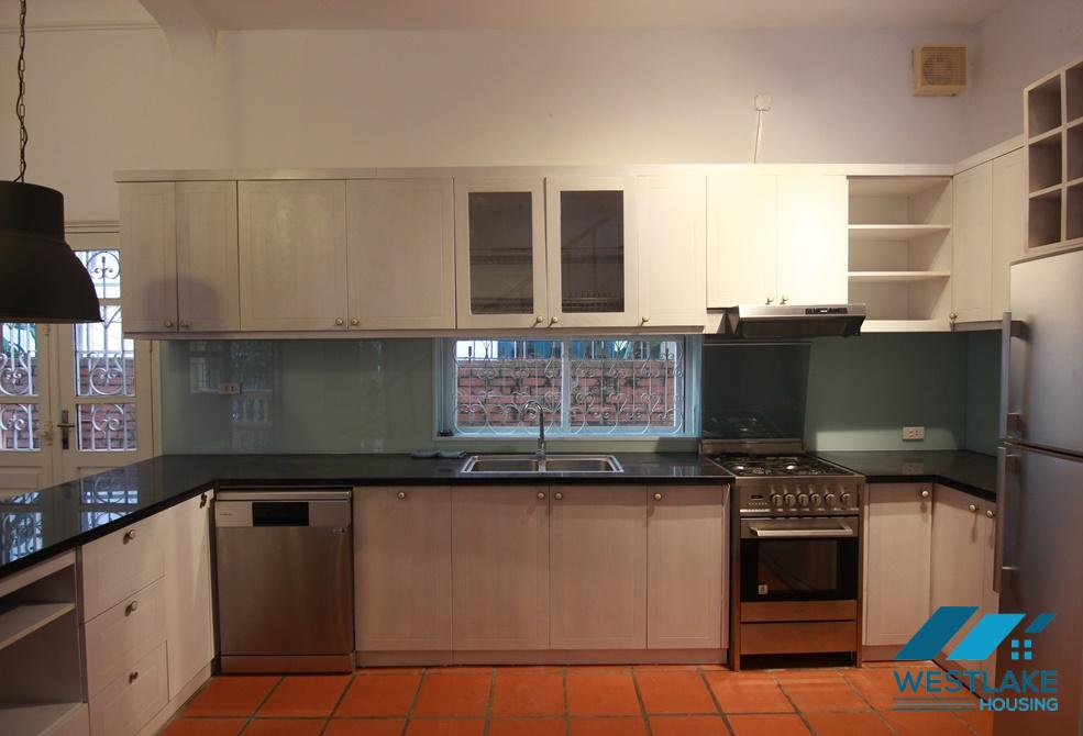 A nice house with big yard for rent in Tu Hoa, Tay Ho A nice house with big yard for rent in Tu Hoa, Tay Ho