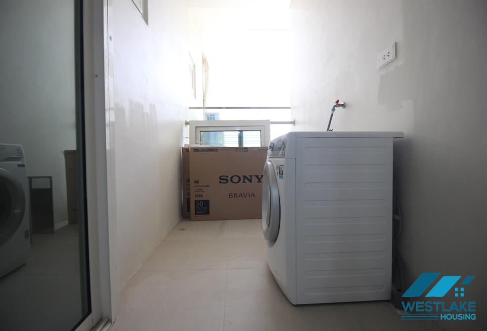 Cho thuê căn hộ 3 phòng ngủ mới, tầng cao tại Khu đô thị Ciputra – Tây Hồ, Hà Nội