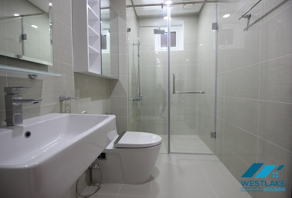 Cho thuê căn hộ 3 phòng ngủ mới, tầng cao tại Khu đô thị Ciputra – Tây Hồ, Hà Nội