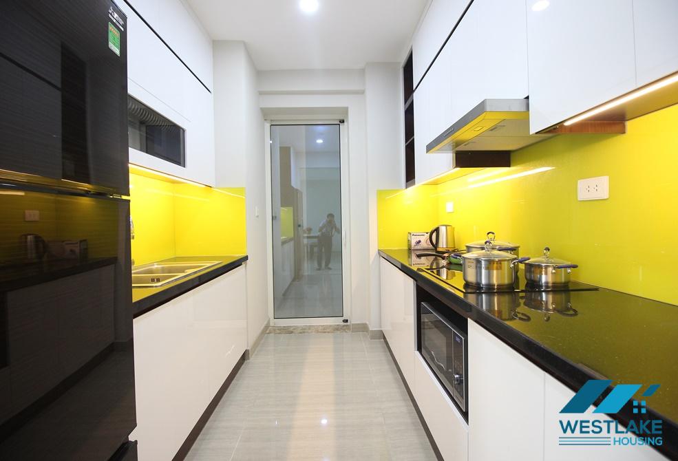 Cho thuê căn hộ 3 phòng ngủ mới, tầng cao tại Khu đô thị Ciputra – Tây Hồ, Hà Nội