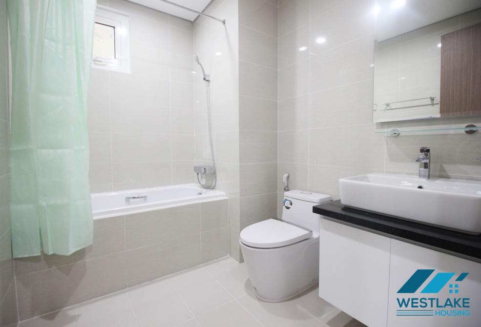 Cho thuê căn hộ 3 phòng ngủ hoàn toàn mới tại tòa L3 – Khu đô thị Ciputra, Hà Nội