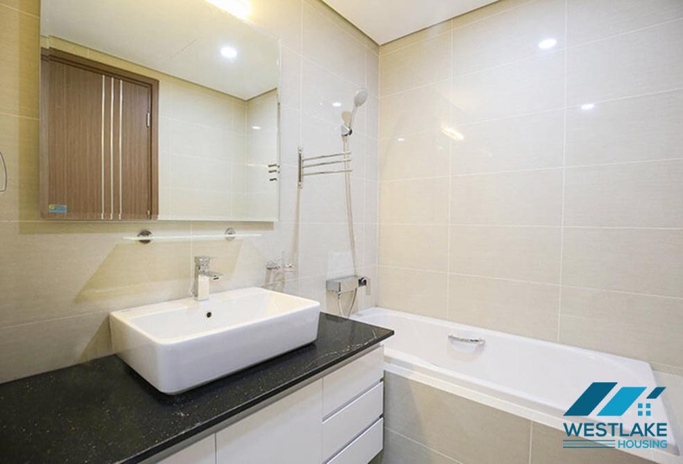 Cho thuê căn hộ mới, đẹp và hiện đại tại Ciputra – Tầm nhìn sân golf xanh mát