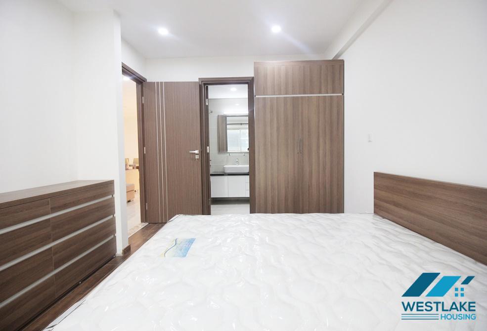 Cho thuê căn hộ 3 phòng ngủ sáng sủa, đầy đủ tiện nghi tại Ciputra, Hà Nội