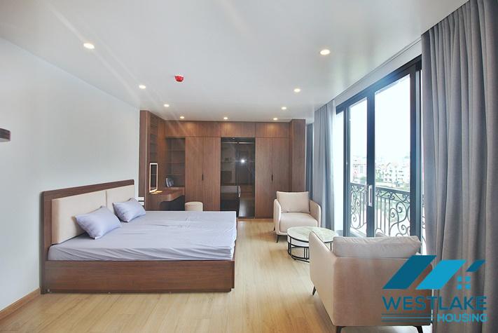 Căn Hộ Studio Mơi Đẹp, Ban Công View Hồ Thoáng Mát Tại Âu Cơ, Tây Hồ, Hà Nội