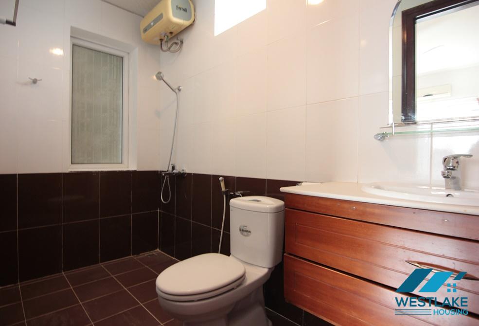 A nice and bright 4 bedroom house for rent in Tu Hoa, Tay Ho