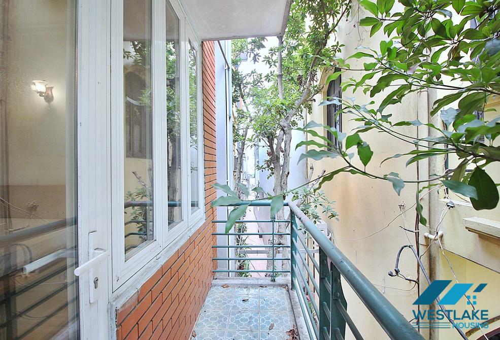 A beautiful 3 bedroom house for rent in Tu Hoa, Tay Ho, Ha Noi A beautiful 3 bedroom house for rent in Tu Hoa, Tay Ho, Ha Noi