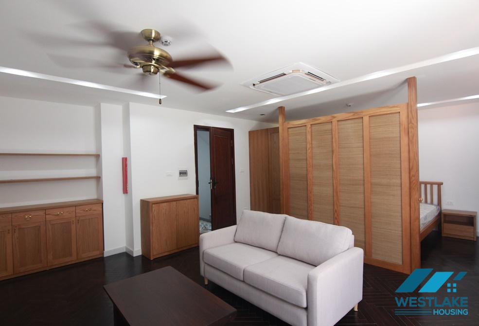 A beautiful studio with balcony for rent in Tu Hoa, Tay Ho A beautiful studio with balcony for rent in Tu Hoa, Tay Ho