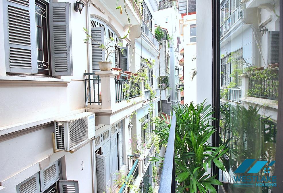 Japanese style 01 bedroom apartment for rent in Xuan Dieu,Tay Ho, Ha Noi