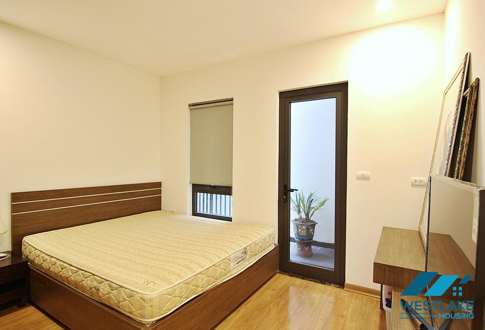 Spacious 1 bedroom apartment for rent in Tu Hoa, Tay Ho, Ha Noi Spacious 1 bedroom apartment for rent in Tu Hoa, Tay Ho, Ha Noi