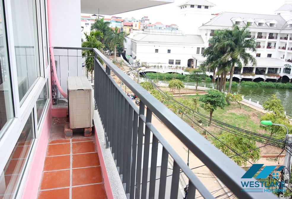 A nice lake view apartment for rent in Tu Hoa, Tay Ho