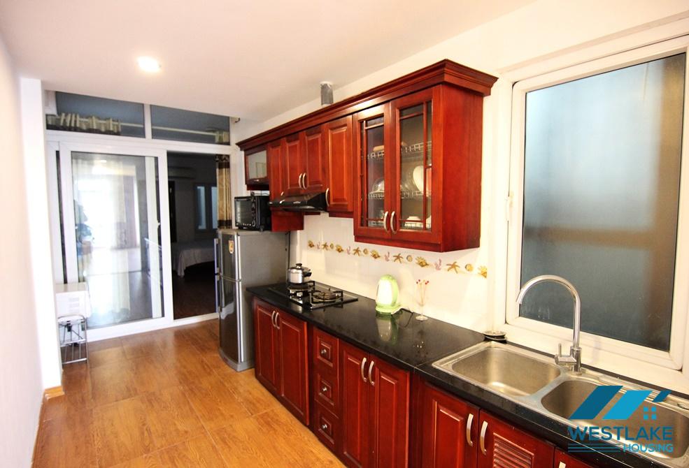 A nice lake view apartment for rent in Tu Hoa, Tay Ho A nice lake view apartment for rent in Tu Hoa, Tay Ho