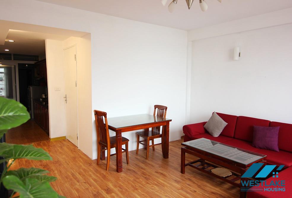 A nice lake view apartment for rent in Tu Hoa, Tay Ho A nice lake view apartment for rent in Tu Hoa, Tay Ho