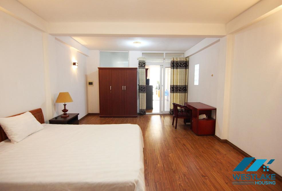 A nice lake view apartment for rent in Tu Hoa, Tay Ho A nice lake view apartment for rent in Tu Hoa, Tay Ho