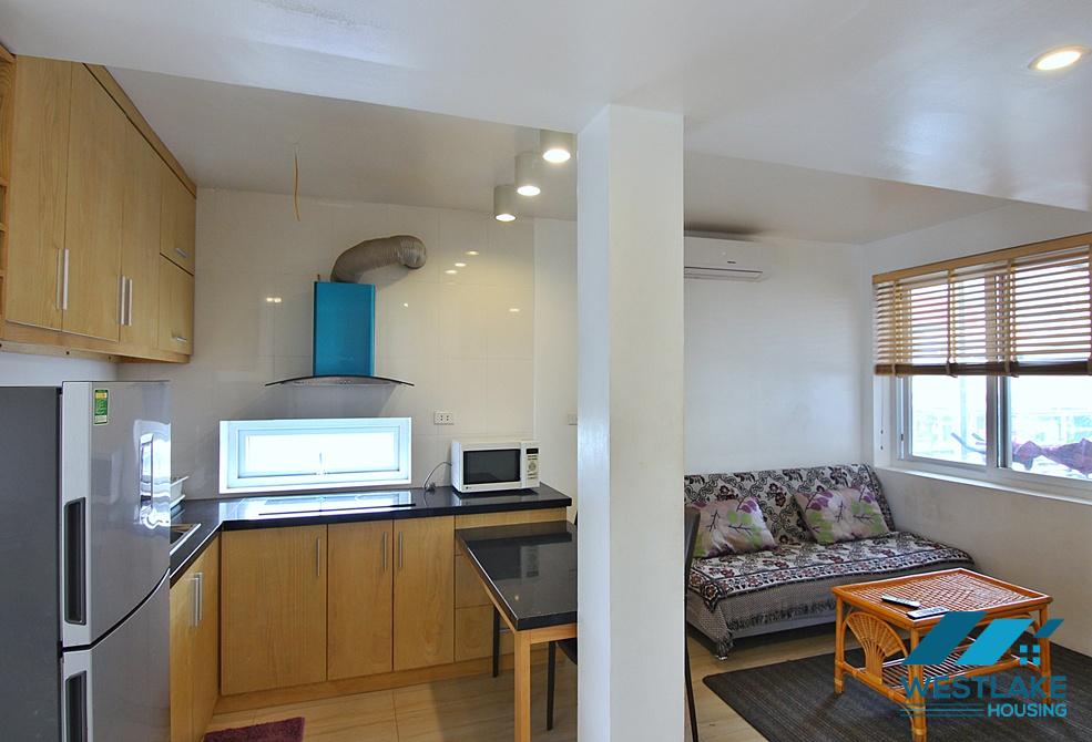 Good price one bedroom apartment in Xuan Dieu area, Tay Ho, Ha Noi Good price one bedroom apartment in Xuan Dieu area, Tay Ho, Ha Noi