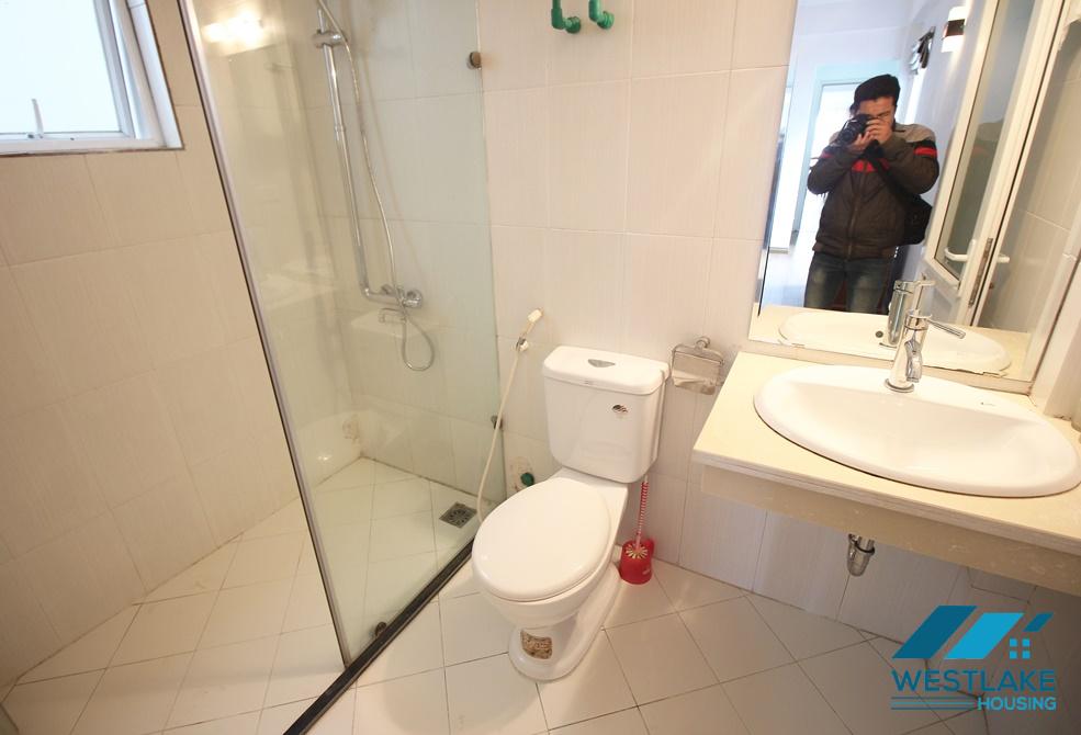 A nice apartment with lake view for rent in Tu Hoa, Tay Ho A nice apartment with lake view for rent in Tu Hoa, Tay Ho