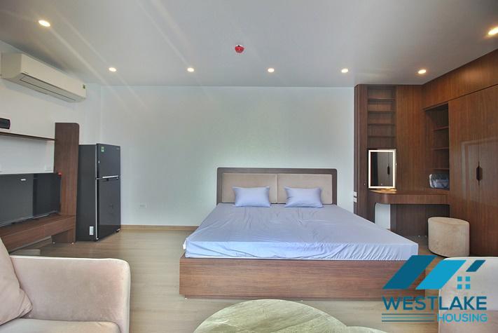Beautiful Studio Apartment with lake view for rent in Au Co, Tay Ho, Hanoi