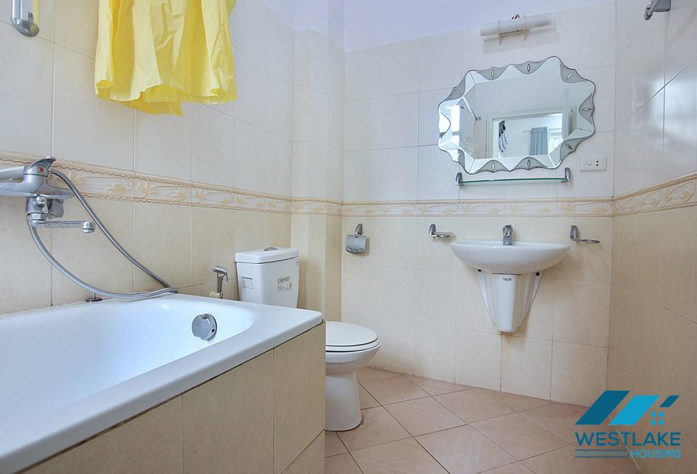 A beautiful villa on lakeside for rent in Tu Hoa, Tay Ho A beautiful villa on lakeside for rent in Tu Hoa, Tay Ho