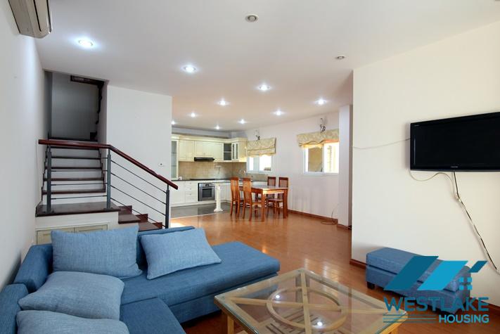 A lakeview duplex apartment for rent in Tu Hoa, Tay Ho