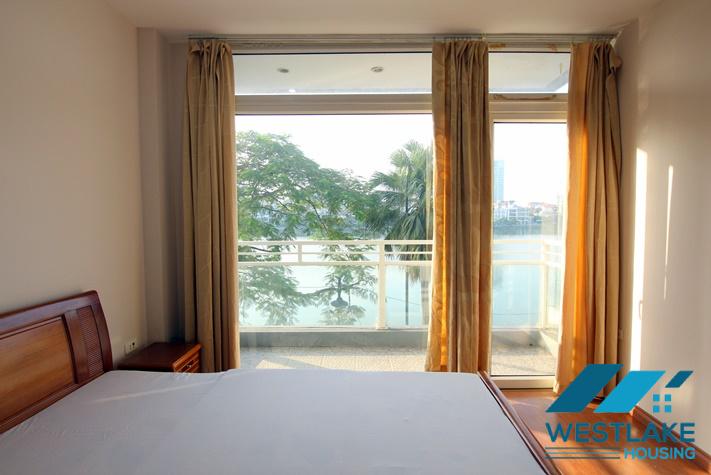 A lakeview duplex apartment for rent in Tu Hoa, Tay Ho