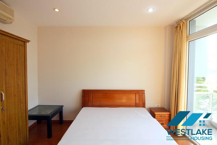 A lakeview duplex apartment for rent in Tu Hoa, Tay Ho