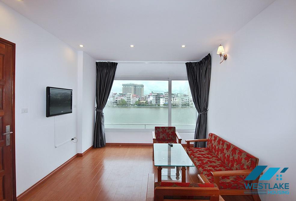 A lake view 1 bedroom apartment for rent in Tu Hoa, Tay Ho, Ha Noi A lake view 1 bedroom apartment for rent in Tu Hoa, Tay Ho, Ha Noi