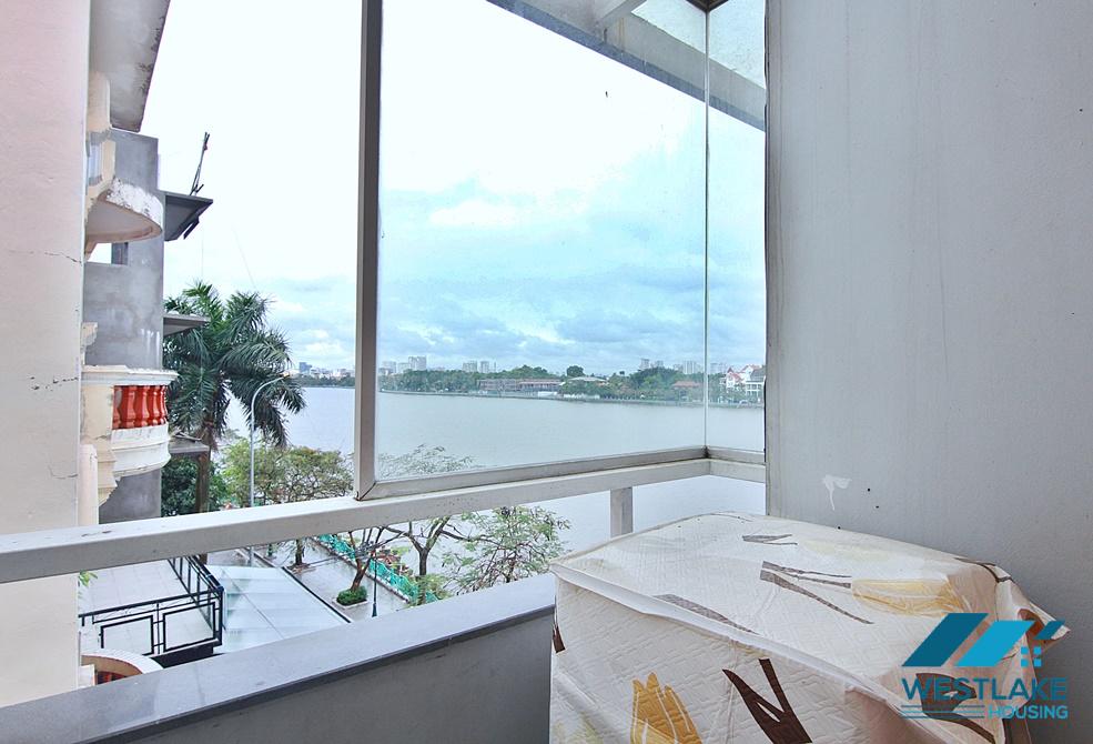 A lake view 1 bedroom apartment for rent in Tu Hoa, Tay Ho, Ha Noi A lake view 1 bedroom apartment for rent in Tu Hoa, Tay Ho, Ha Noi
