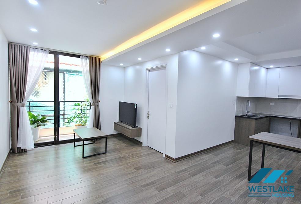 Cho Thuê Căn Hộ 2 Phòng Ngủ Hiện Đại, Mới Đẹp Tại Phố Tây Hồ, Hà Nội