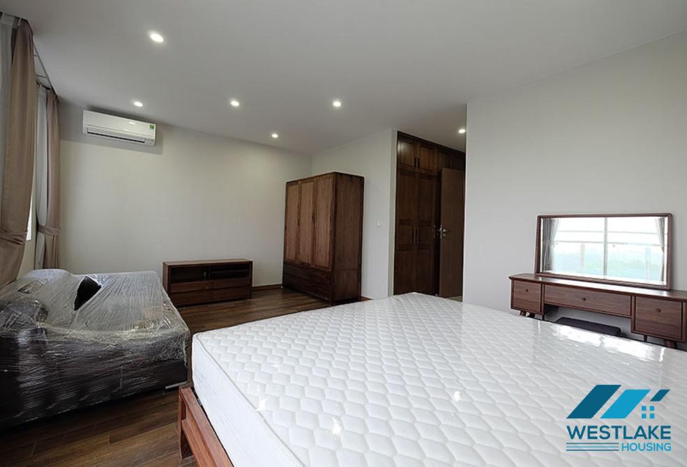 Cho thuê căn hộ 3 phòng ngủ hoàn toàn mới và đẹp tại Ciputra, Tây Hồ. Cho thuê căn hộ 3 phòng ngủ hoàn toàn mới và đẹp tại Ciputra, Tây Hồ.