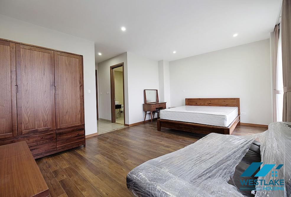 Cho thuê căn hộ 3 phòng ngủ hoàn toàn mới và đẹp tại Ciputra, Tây Hồ. Cho thuê căn hộ 3 phòng ngủ hoàn toàn mới và đẹp tại Ciputra, Tây Hồ.