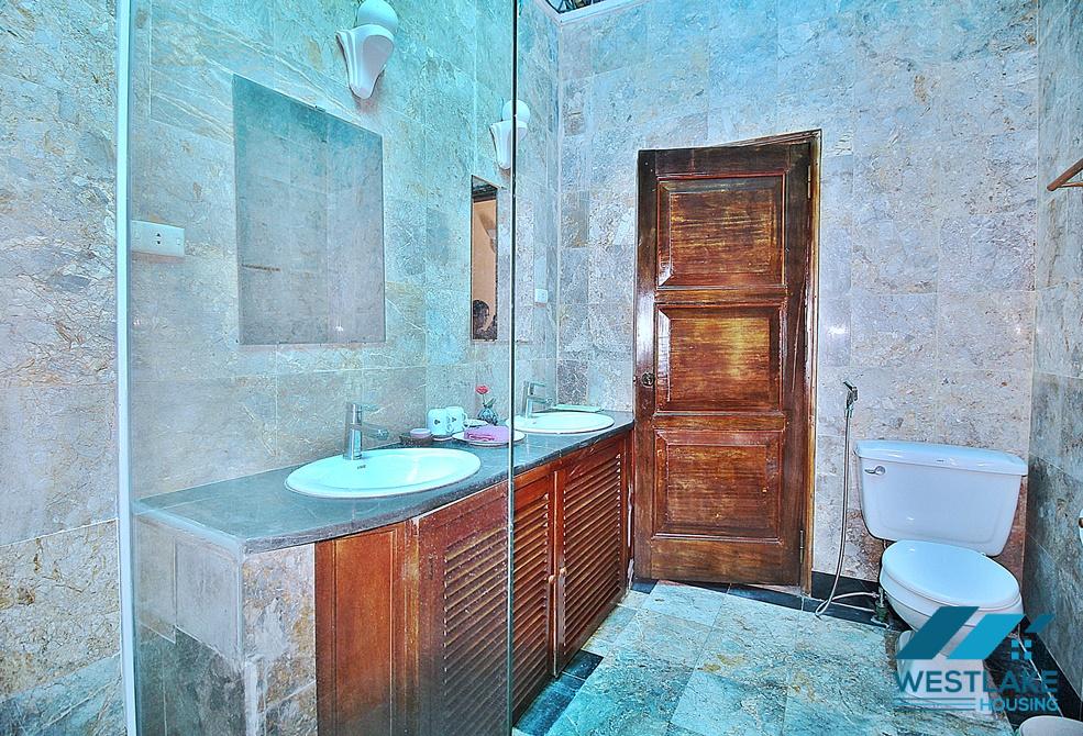 An unique style house for rent in Tu Hoa, Tay Ho, Ha Noi