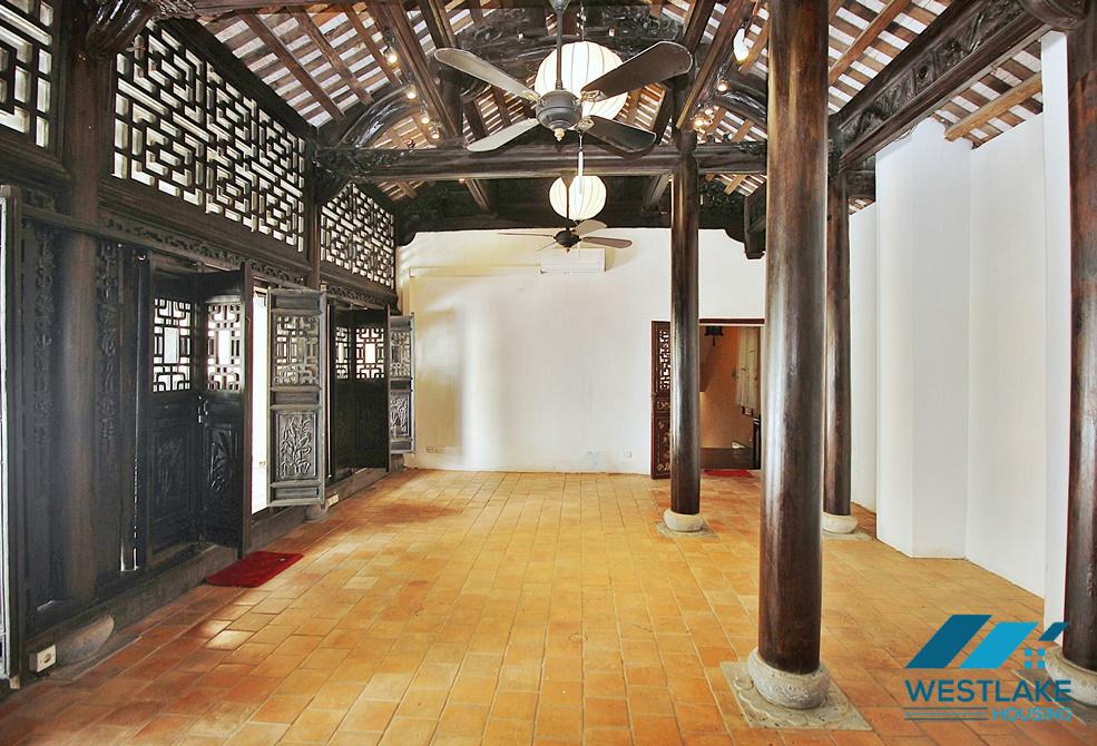 An unique style house for rent in Tu Hoa, Tay Ho, Ha Noi