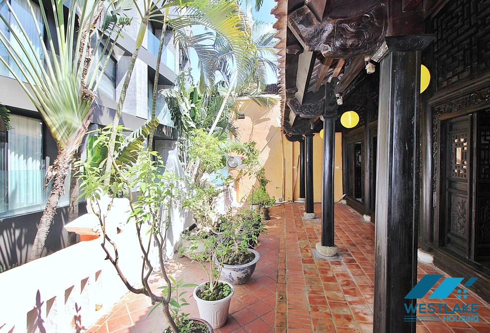An unique style house for rent in Tu Hoa, Tay Ho, Ha Noi