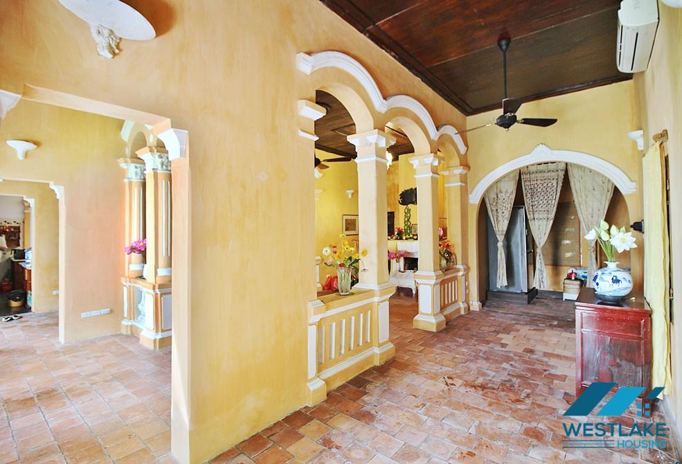 An unique style house for rent in Tu Hoa, Tay Ho, Ha Noi