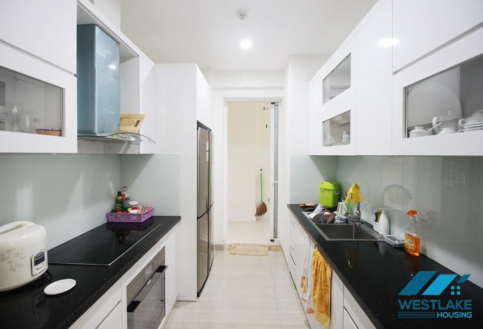 Cho thuê căn hộ 3 phòng ngủ đã hoàn thiện nội thất tại tòa L – Ciputra