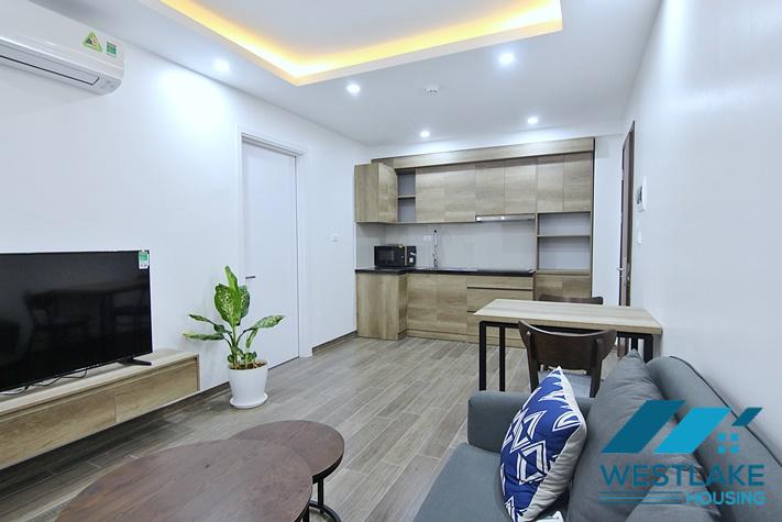 Căn Hộ 1 Phòng Ngủ Hiện Đại Đẹp Cho Thuê Trên Phố Tây Hồ, Hà Nội Căn Hộ 1 Phòng Ngủ Hiện Đại Đẹp Cho Thuê Trên Phố Tây Hồ, Hà Nội