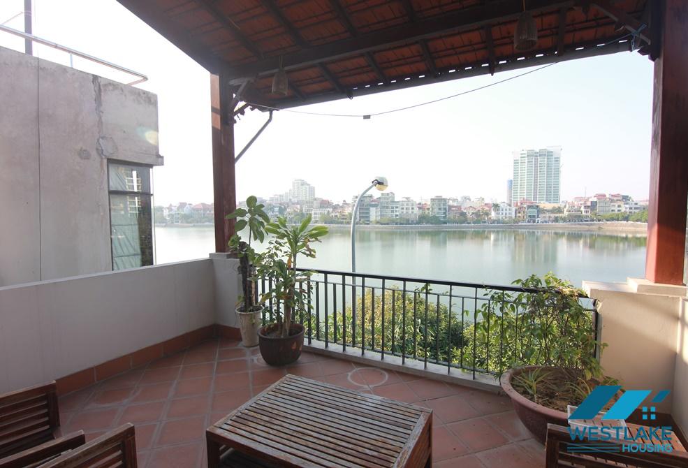 A 4 bedroom house with lake view for rent in Tu Hoa, Tay Ho A 4 bedroom house with lake view for rent in Tu Hoa, Tay Ho