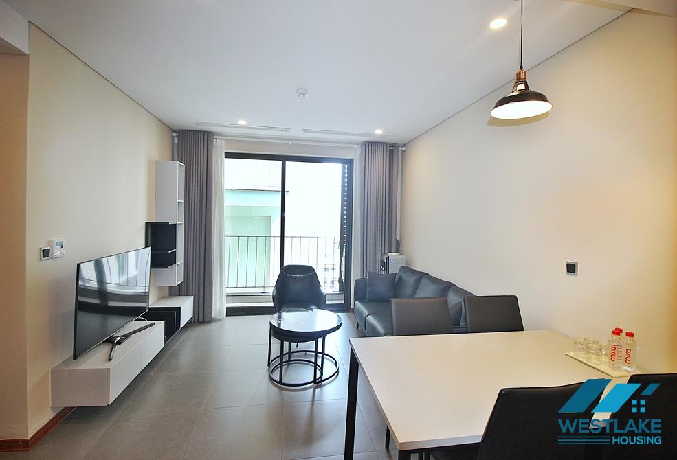 Cho Thuê Căn Hộ Một Phòng Ngủ Hiện Đại, Sáng Thoáng Tại Phố Tây Hồ, Tây Hồ, Hà Nội