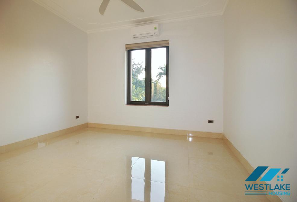 Unfurnished and new 4 bedrooms house for rent in Tay Ho, Ha Noi