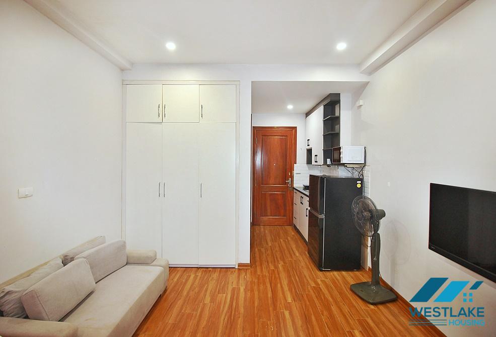 A cheap studio for rent in Dang Thai Mai, Tay Ho, Ha Noi