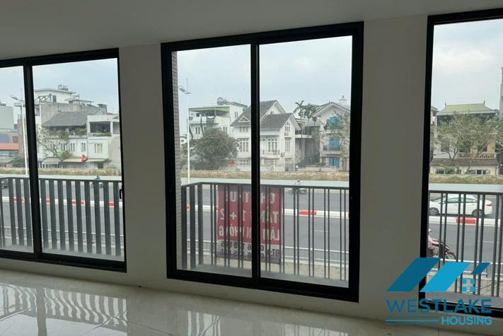 Cho Thuê  Sàn 1 Sàn 2 Văn Phòng Rộng Thoáng, Giá Cả Phải Chăng Tại Đường Âu Cơ, Tay Hồ, Hà Nội