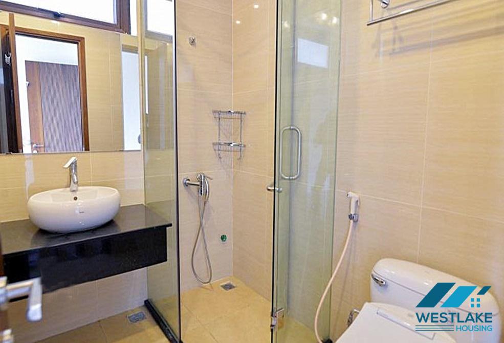 Cho thuê biệt thự rộng rãi có sân thượng lớn tại khu đô thị Ciputra Cho thuê biệt thự rộng rãi có sân thượng lớn tại khu đô thị Ciputra