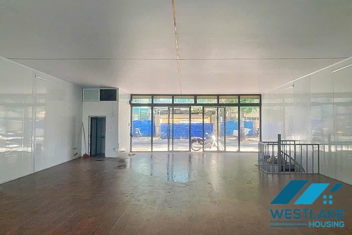 Cho Thuê Văn Phòng, Quán Cà Phê, Rộng Đẹp Sáng Thoáng View Hồ Tại Phố Yên Phụ, Tây Hồ, Hà Nội Cho Thuê Văn Phòng, Quán Cà Phê, Rộng Đẹp Sáng Thoáng View Hồ Tại Phố Yên Phụ, Tây Hồ, Hà Nội