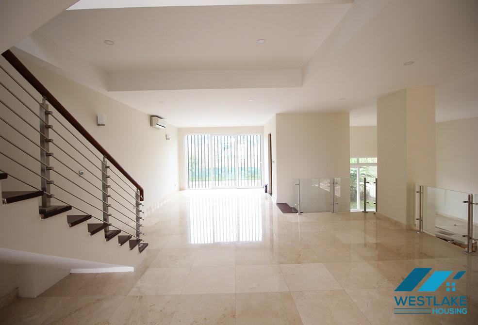 Cho thuê biệt thự rộng rãi tại Ciputra – Tây Hồ