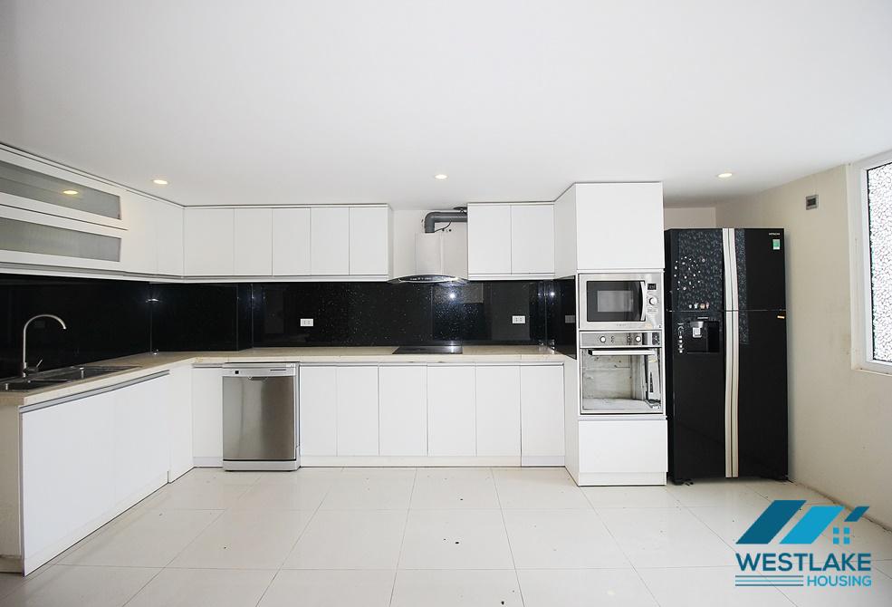 Cho thuê nhà mới xây tại khu Q – Ciputra, Tây Hồ, Hà Nội