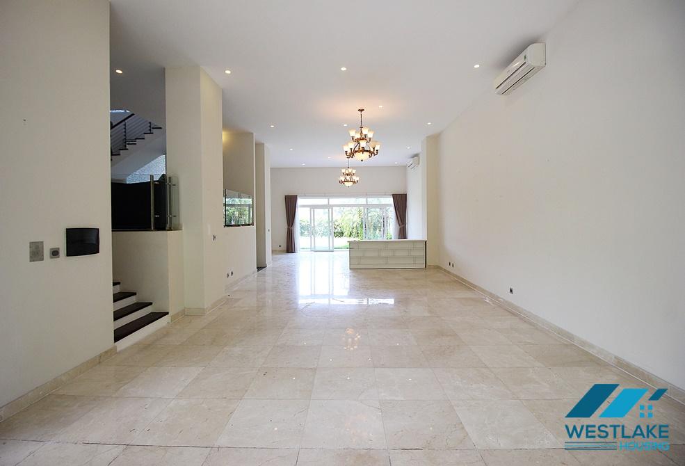 Cho thuê nhà mới xây tại khu Q – Ciputra, Tây Hồ, Hà Nội