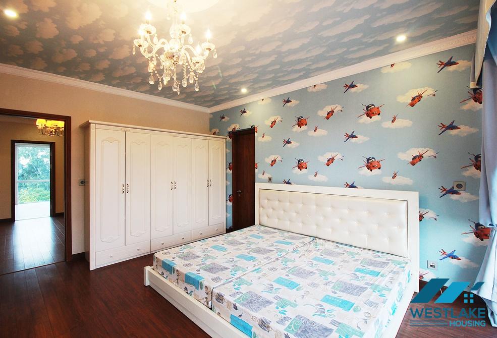 Cho thuê biệt thự cao cấp, rộng rãi tại Ciputra – Tây Hồ