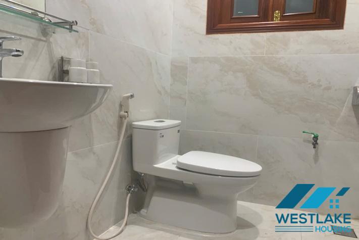 Cho Thuê Văn Phòng Vị Trí Đẹp, Rộng Thoáng Sáng Tại Đường Lạc Long Quân, Tây Hồ, Hà Nội