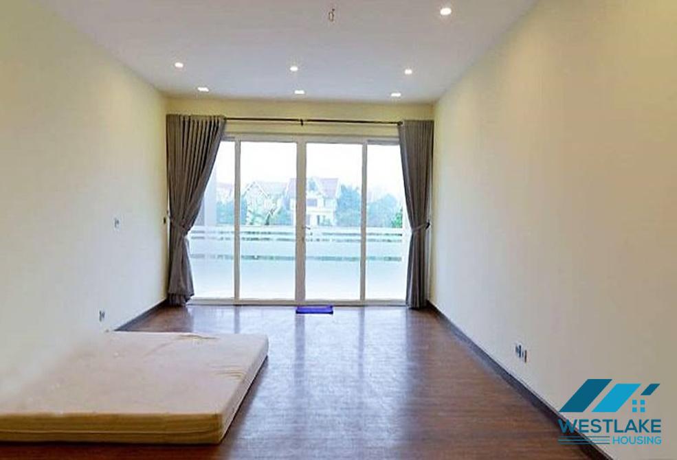 Cho thuê biệt thự sân vườn rộng tại Ciputra Tây Hồ