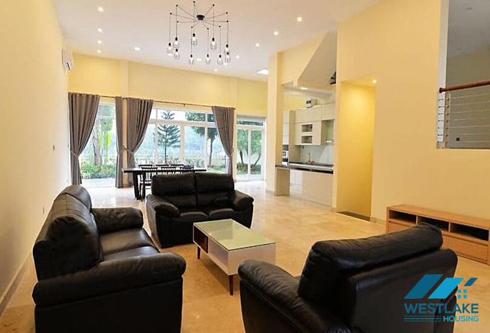 Cho thuê biệt thự sân vườn rộng tại Ciputra Tây Hồ 